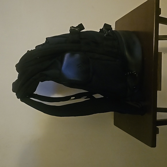 Outdoor backpack - Picture 2 of 4